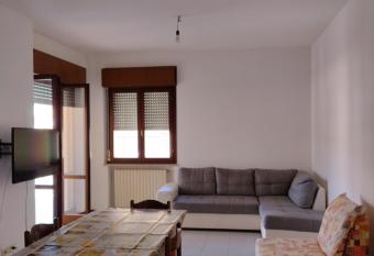 Trilocale has Balcony rooms