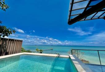 Moon Terrace Luxury Villa has Balcony rooms