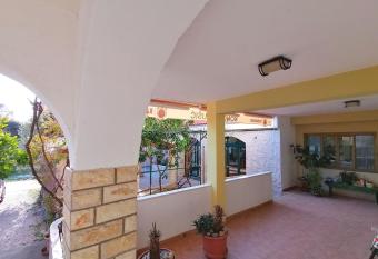 Central Apartments Marry has Balcony rooms