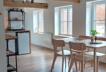 Les R  serves du Beffroi allows 18 year olds to book a room