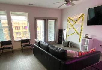 Sexy & Sensual 1BR Escape has Balcony rooms