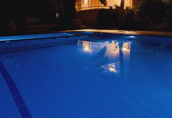 Palm Tree Villa has Balcony rooms