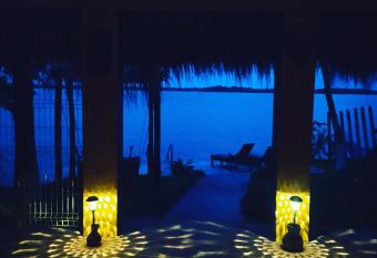 TOURS DE AVENTURAS EL BRUJO allows 18 year olds to book a room