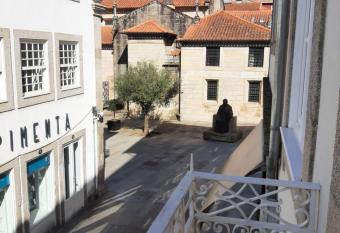 Casa da Travessa II allows 18 year olds to book a room