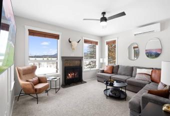 (null) has Balcony rooms