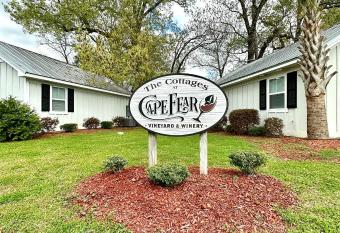 Cape Fear Vineyard and Winery has Balcony rooms