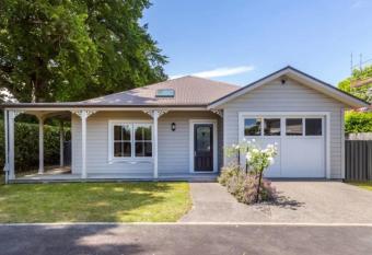 Karoo House has Balcony rooms