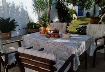 Villa Pitillas has Balcony rooms