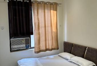 PR stay allows 18 year olds to book a room