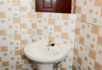 Lizdy air bnb has Balcony rooms