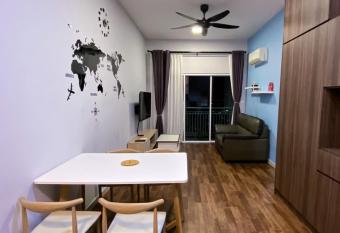 Mesahill Cozy 2 Rooms @Nilai near KLIA by The Renters Homestay allows 18 year olds to book a room