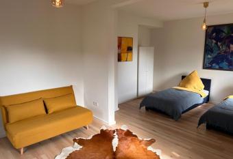 Rust-Appartements-II-Marienrode has Balcony rooms