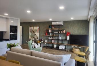 NORTHEAST PORTUGAL G has Balcony rooms