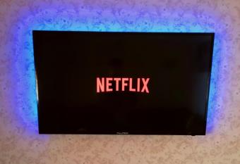 Joli appartement bien ensoleill   allows 18 year olds to book a room