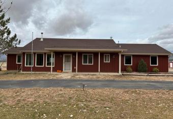 Zion to Kolob Canyon Quiet Retreat Escape allows 18 year olds to book a room