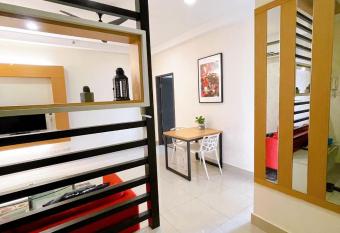 Residence Stay at Shaftsbury Cyberjaya Free Parking By SNS Homes has Balcony rooms