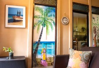 Casa kokito allows 18 year olds to book a room