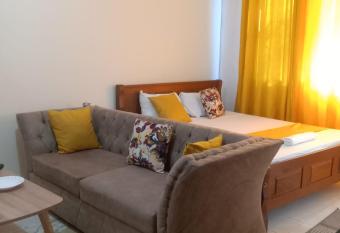 Kendy   s Cozy Haven allows 18 year olds to book a room