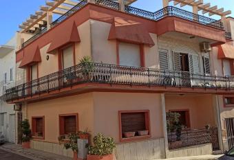 Casa Vacanze Delle Castelle has Balcony rooms