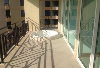 Bay view grand residencial - 3 beds-501 has rooms with a private hot tub