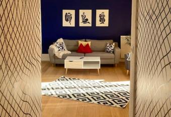 Charmant Appartement Pop - Arty allows 18 year olds to book a room