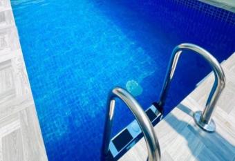 Villa avec piscine enti  rement   quip  e 5 Chambres 2 Salons has Balcony rooms