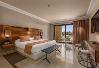 Lopesan Costa Meloneras Resort & Spa has Balcony rooms