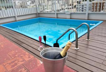 Flat em frente ao Cais Embarcadeiro has Balcony rooms