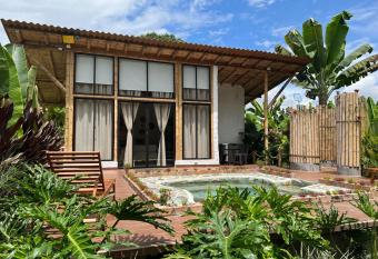 Rancho El Ermita  o has Balcony rooms