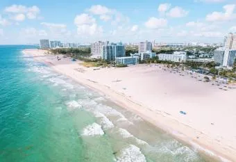 Peaceful Suite Close To The City & Beach Flat 5 allows 18 year olds to book a room