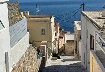 Syros casa has Balcony rooms