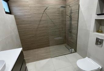 Anns s house has Balcony rooms