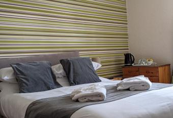 Crown Hotel allows 18 year olds to book a room