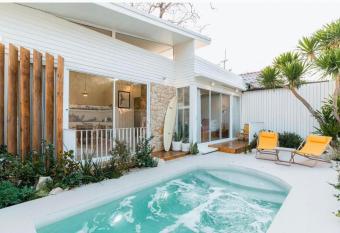 wyn has Balcony rooms