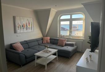 FeWo Cornils allows 18 year olds to book a room