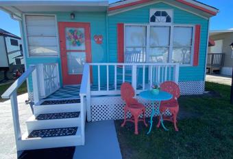 (null) allows 18 year olds to book a room