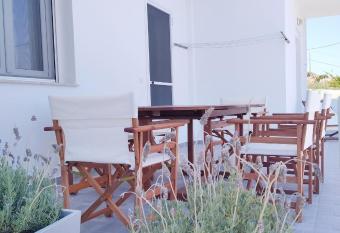 Alkyonis house has Balcony rooms