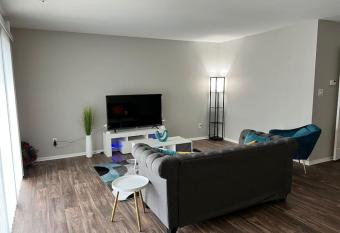 Cozy 1BR Retreat Carmel has Balcony rooms