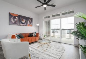 Luxurious One Bedroom Whitestown allows 18 year olds to book a room