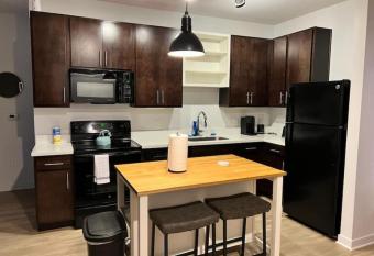 Private One Bedroom Fountain Square has Balcony rooms