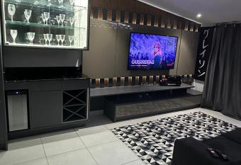 Resid  ncia em CURITIBA has Balcony rooms