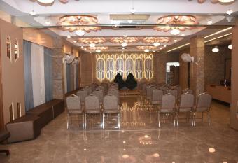 Hotel Silvercoin has Balcony rooms