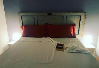 Casa Onelia allows 18 year olds to book a room