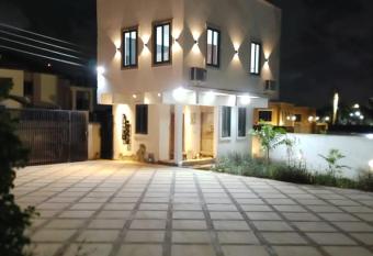 Kenoks Homes has Balcony rooms