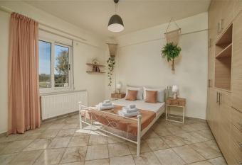 Helios Apartment HERAKLION has Balcony rooms