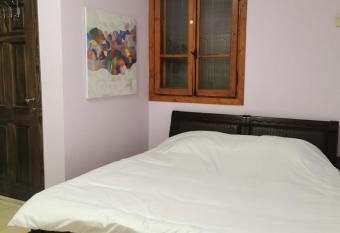 Reina s Room has Balcony rooms