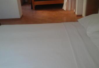 Orange Sunshine has Balcony rooms