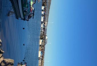 AcidHouseNature has rooms with a private hot tub