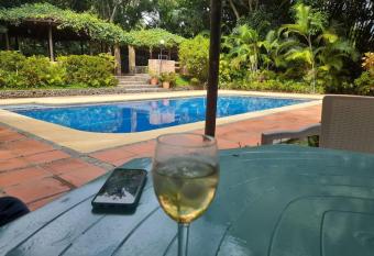 Encantadora casa de recreo para familias grandes. has Balcony rooms