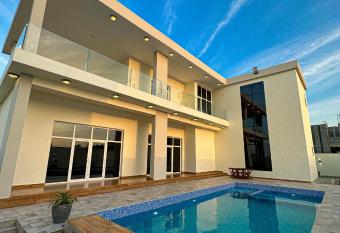 Ramssa Chalet has Balcony rooms